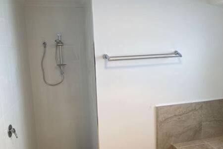הובארט Spacious Modern Home Outstanding Views Sleeps 9 מראה חיצוני תמונה